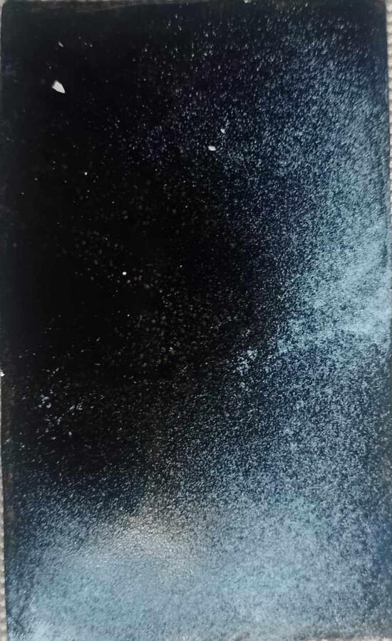 Untitled, (email sur cuivre, 4*10 cm)