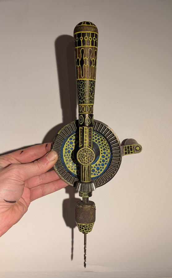 Customisation d'une chignole ( ancêtre de la perceuse)